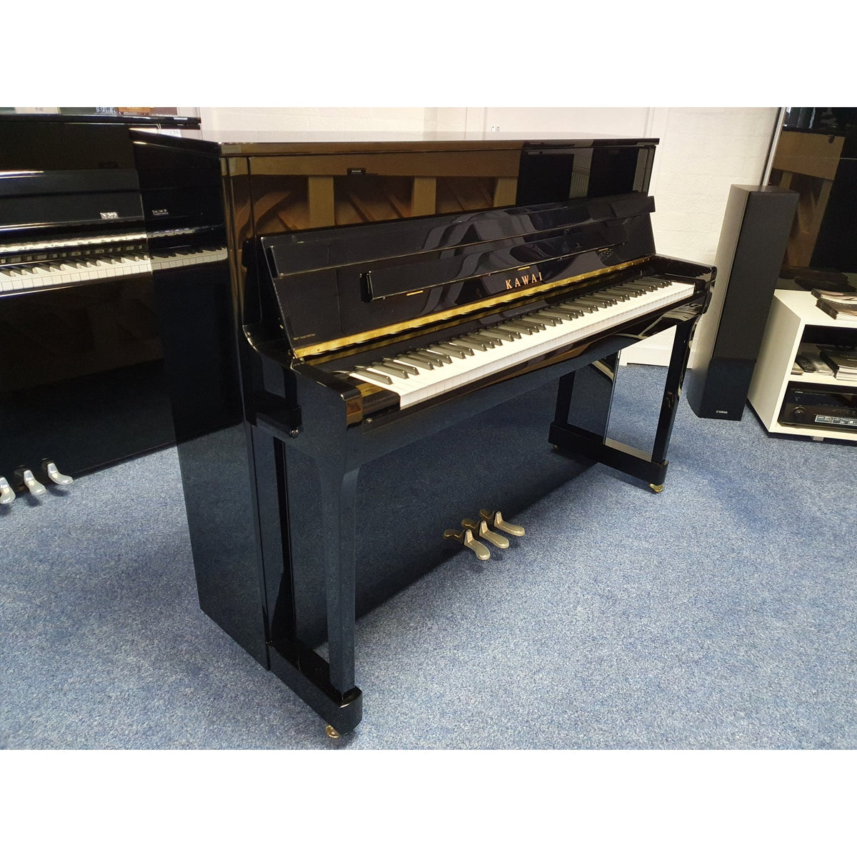 Kawai K200 Acoustic Upright Piano Polished Ebony