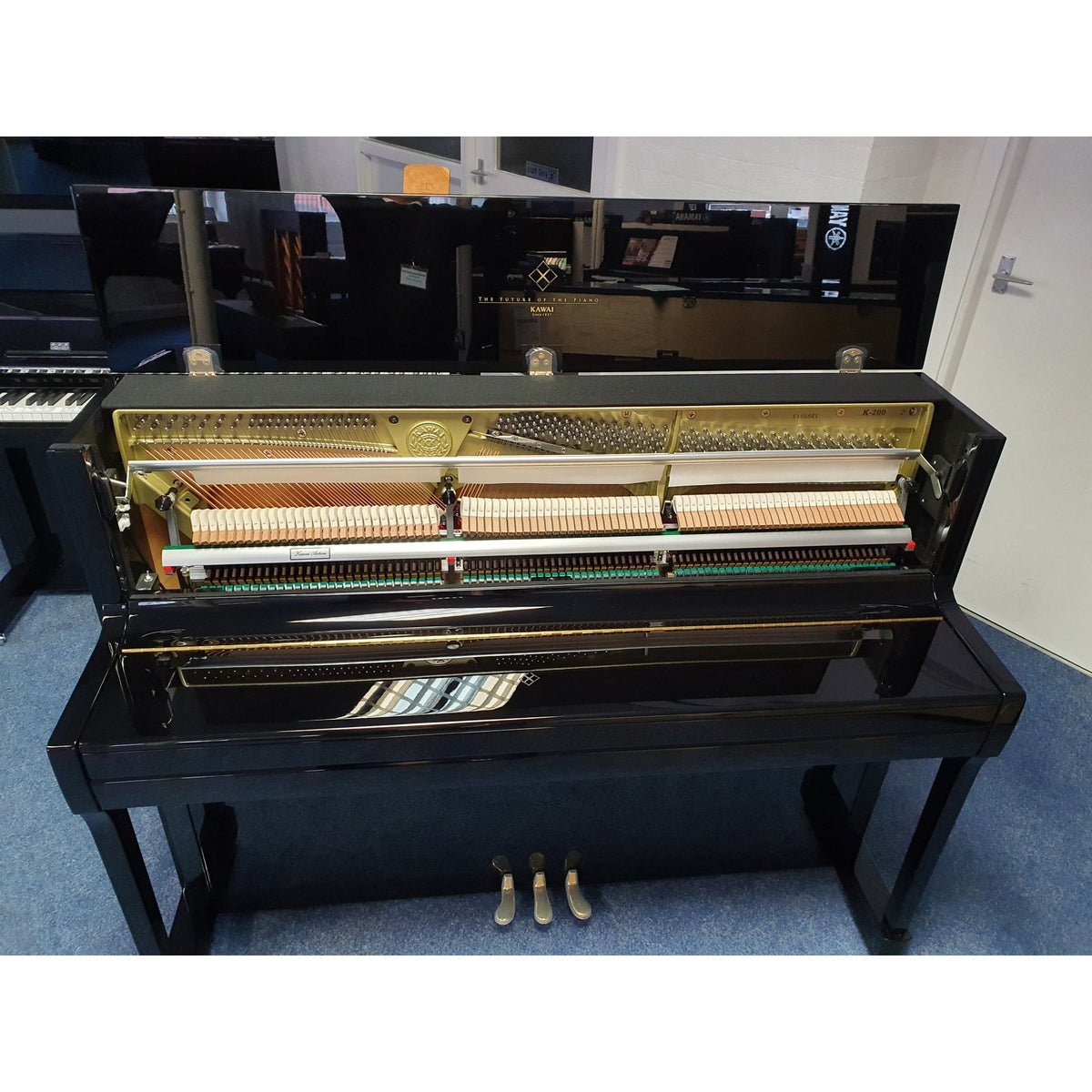 Kawai K200 Acoustic Upright Piano Polished Ebony