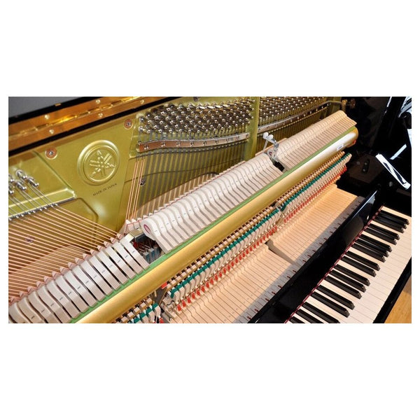 Yamaha U3 Upright Piano Polished Ebony