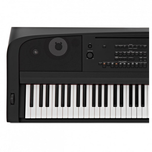 Yamaha DGX670 Digital Piano Premium Package Black