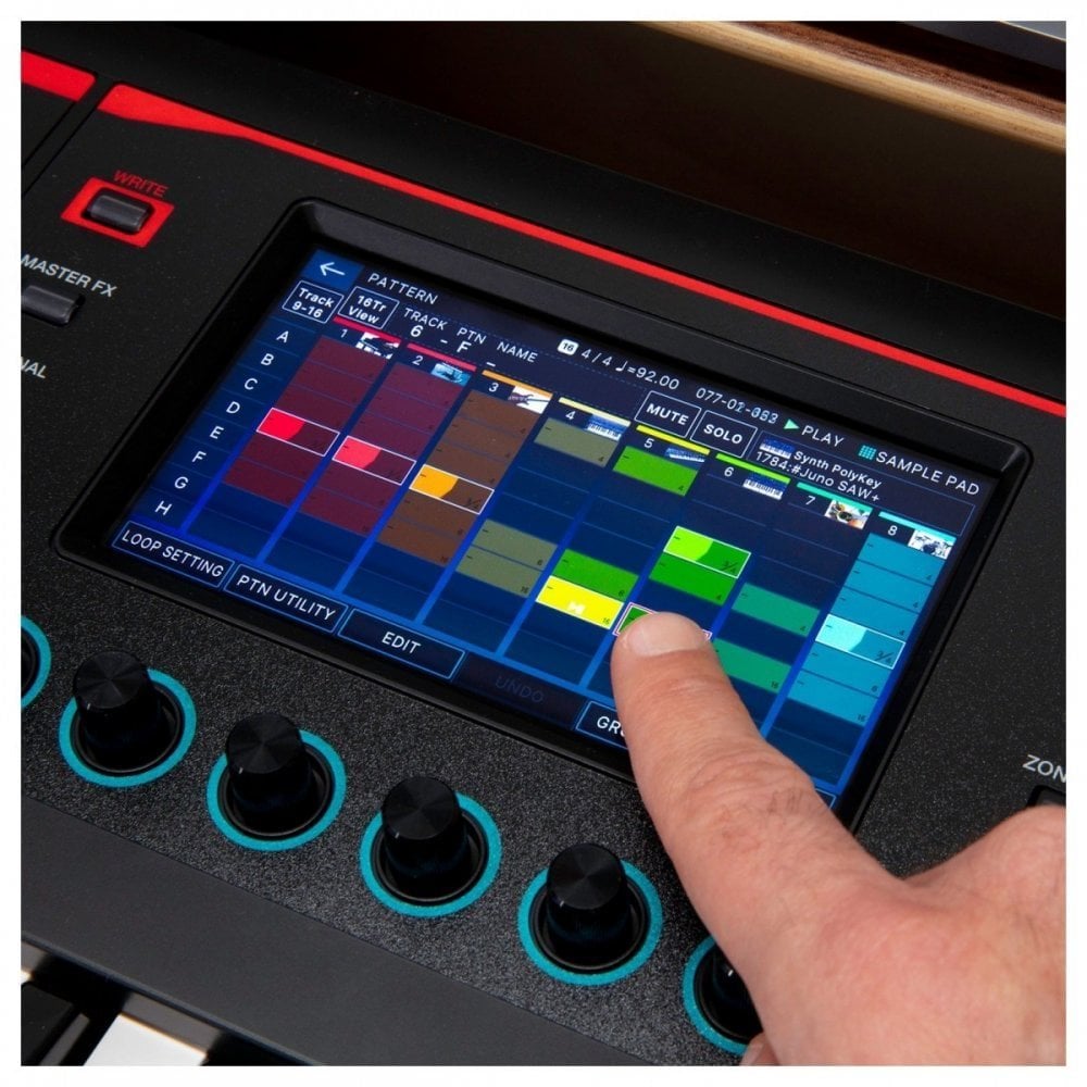 Roland Fantom 06 Synthesizer Standard Package