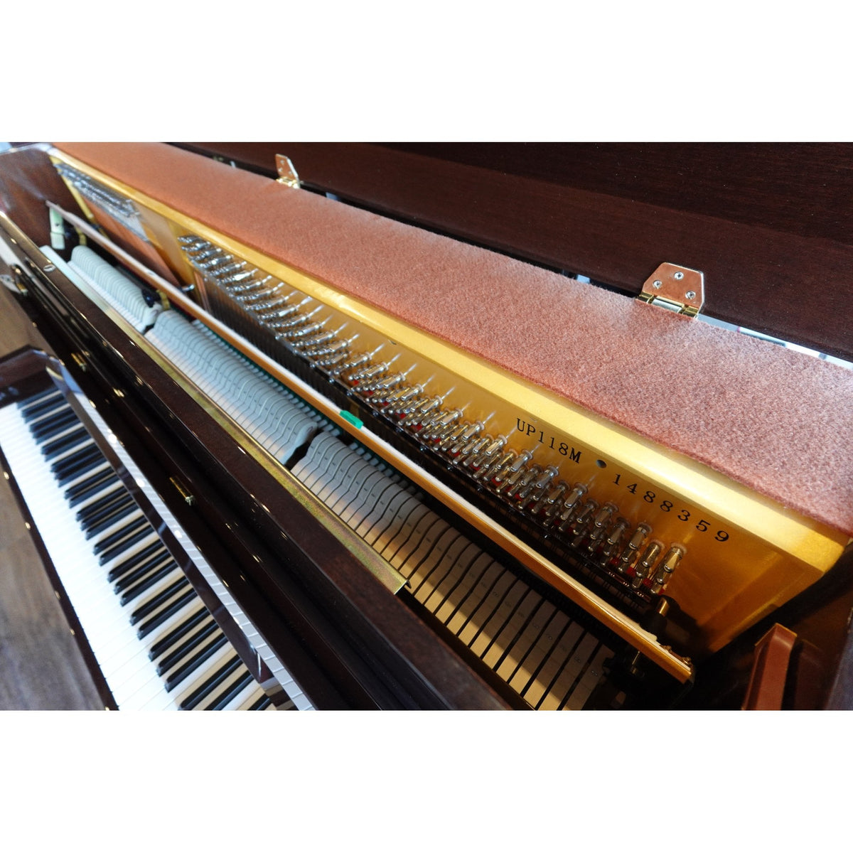 Second hand Bentley UP118M Upright Acoustic Piano | Polished Mahogany | Chester Store