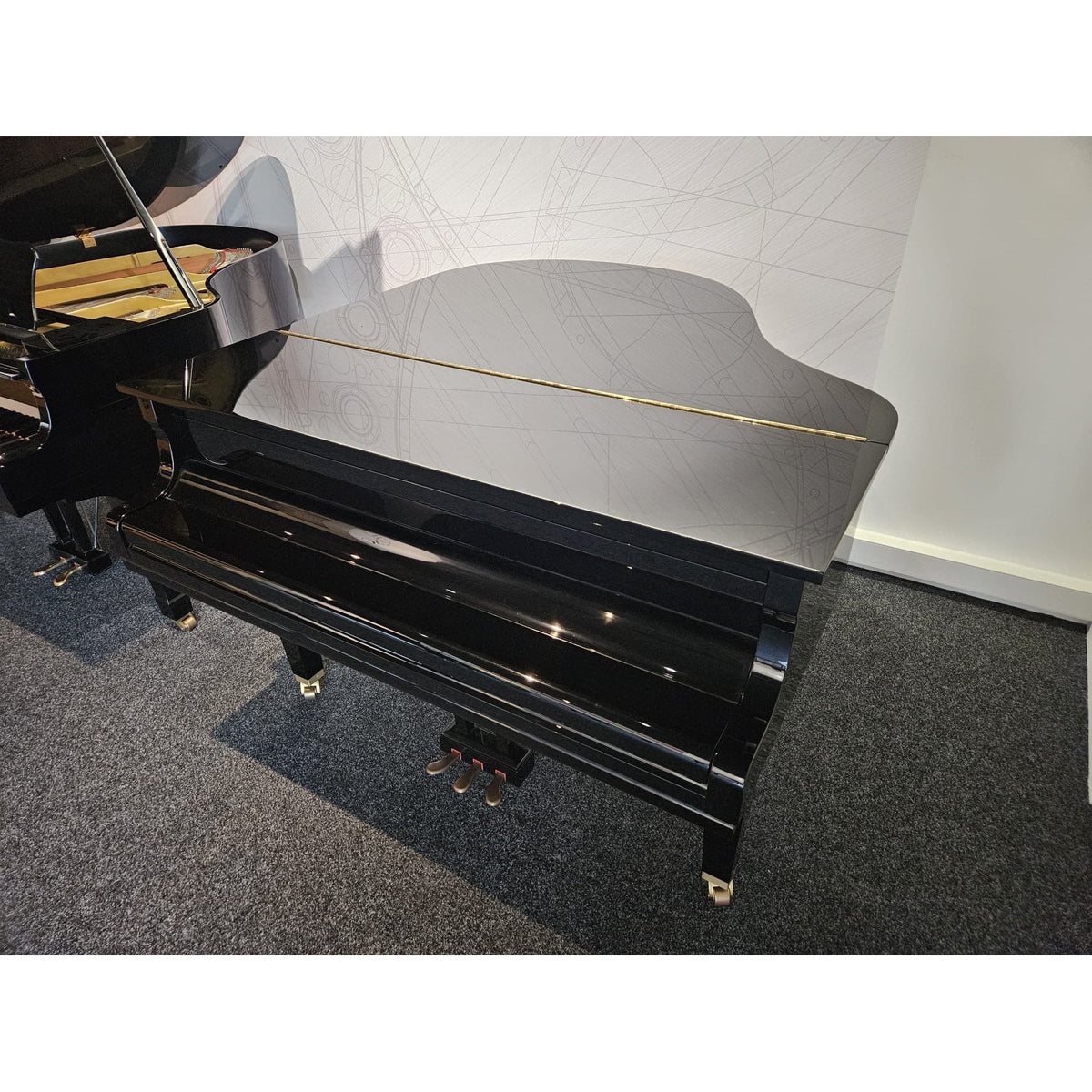 Secondhand Yamaha GC1 Acoustic Piano Polished Ebony