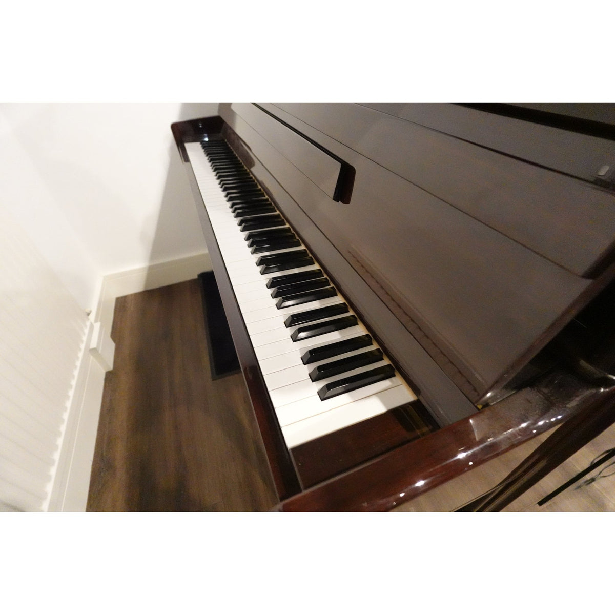Secondhand Waldstein UP120M Upright Acoustic Piano | Polished Mahogany | Chester Store