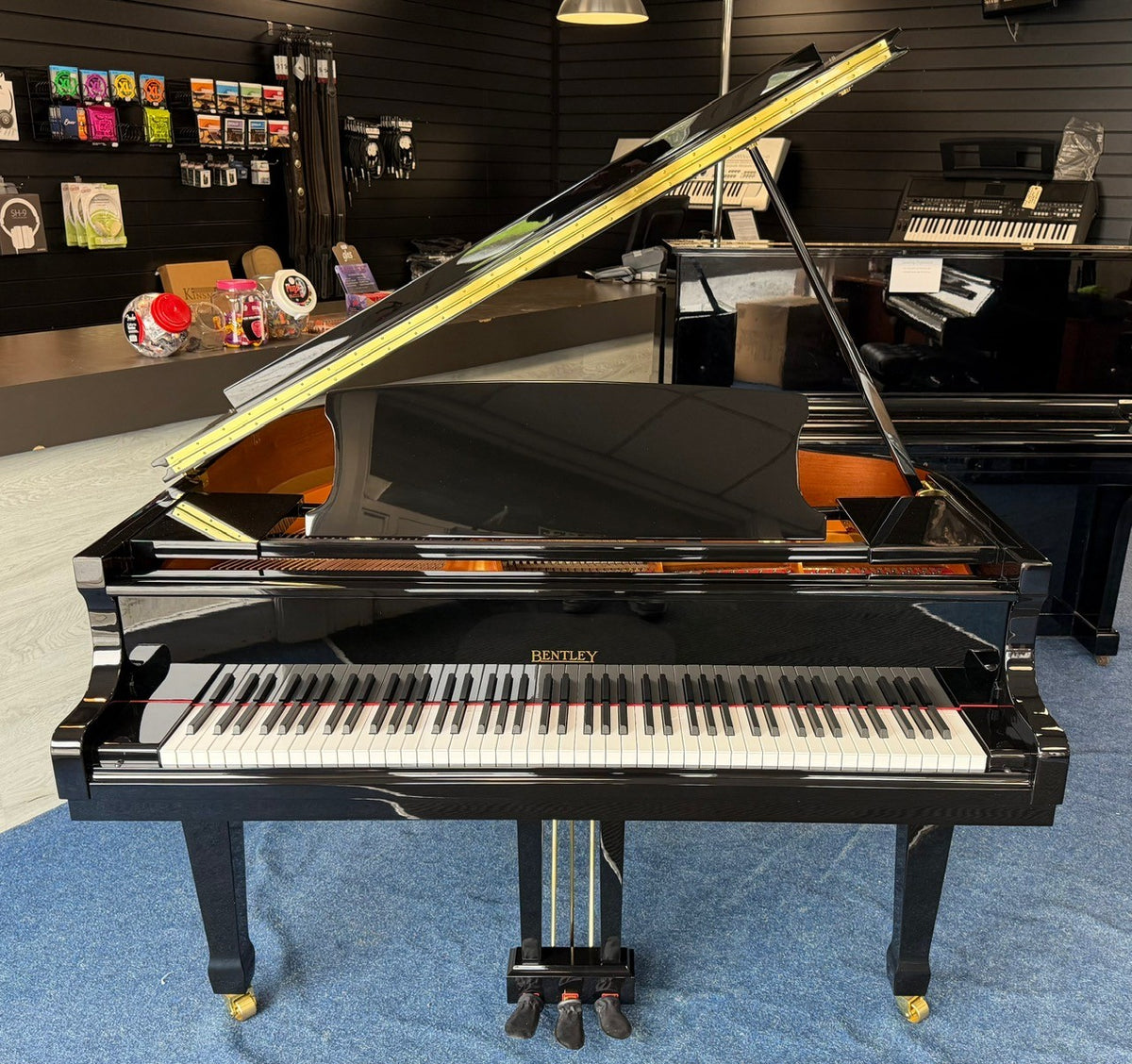 Secondhand Bentley GP148 Grand Piano Polished Ebony