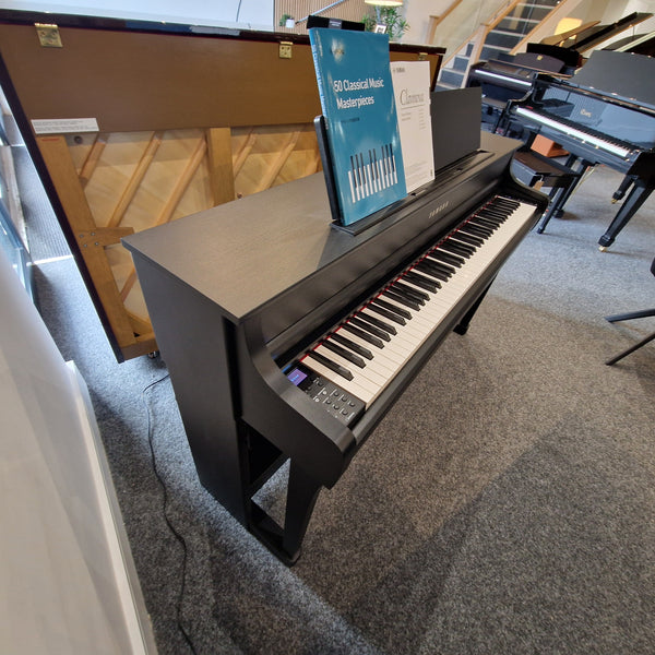 Secondhand Yamaha CLP845B Clavinova Digital Piano Black Walnut | Preston Store