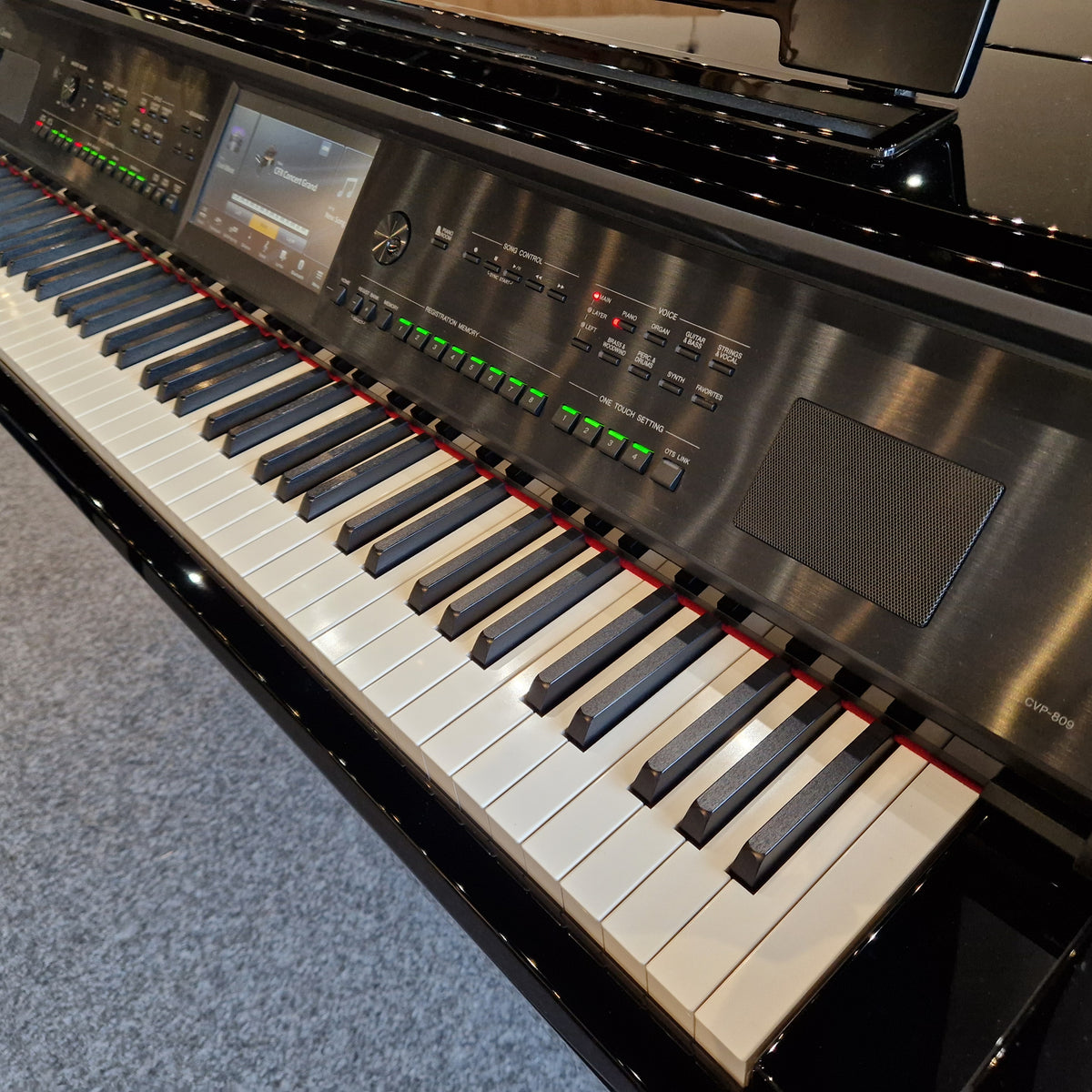 Second Hand Yamaha CVP-809GP Digital Grand Piano - Polished Ebony | Preston Store