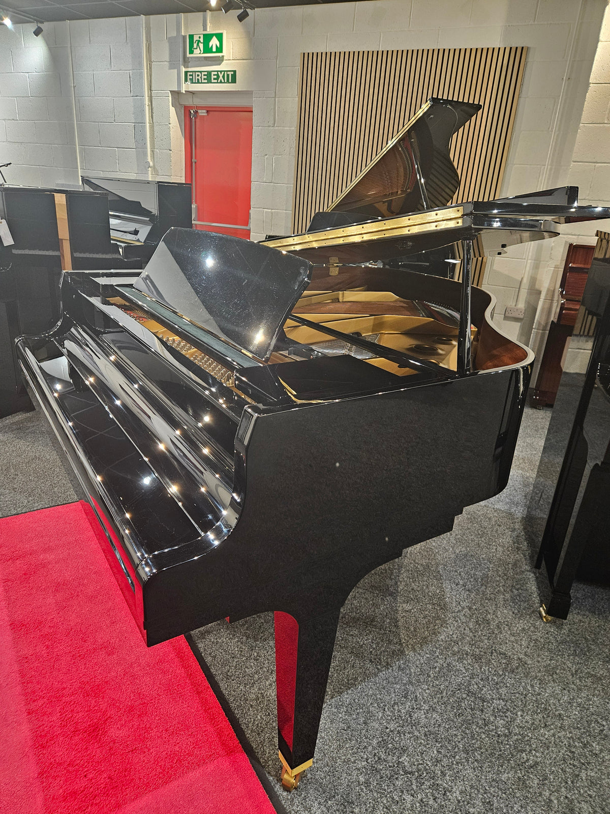 Second Hand Kawai GL-30 Acoustic Grand Piano Polished Ebony