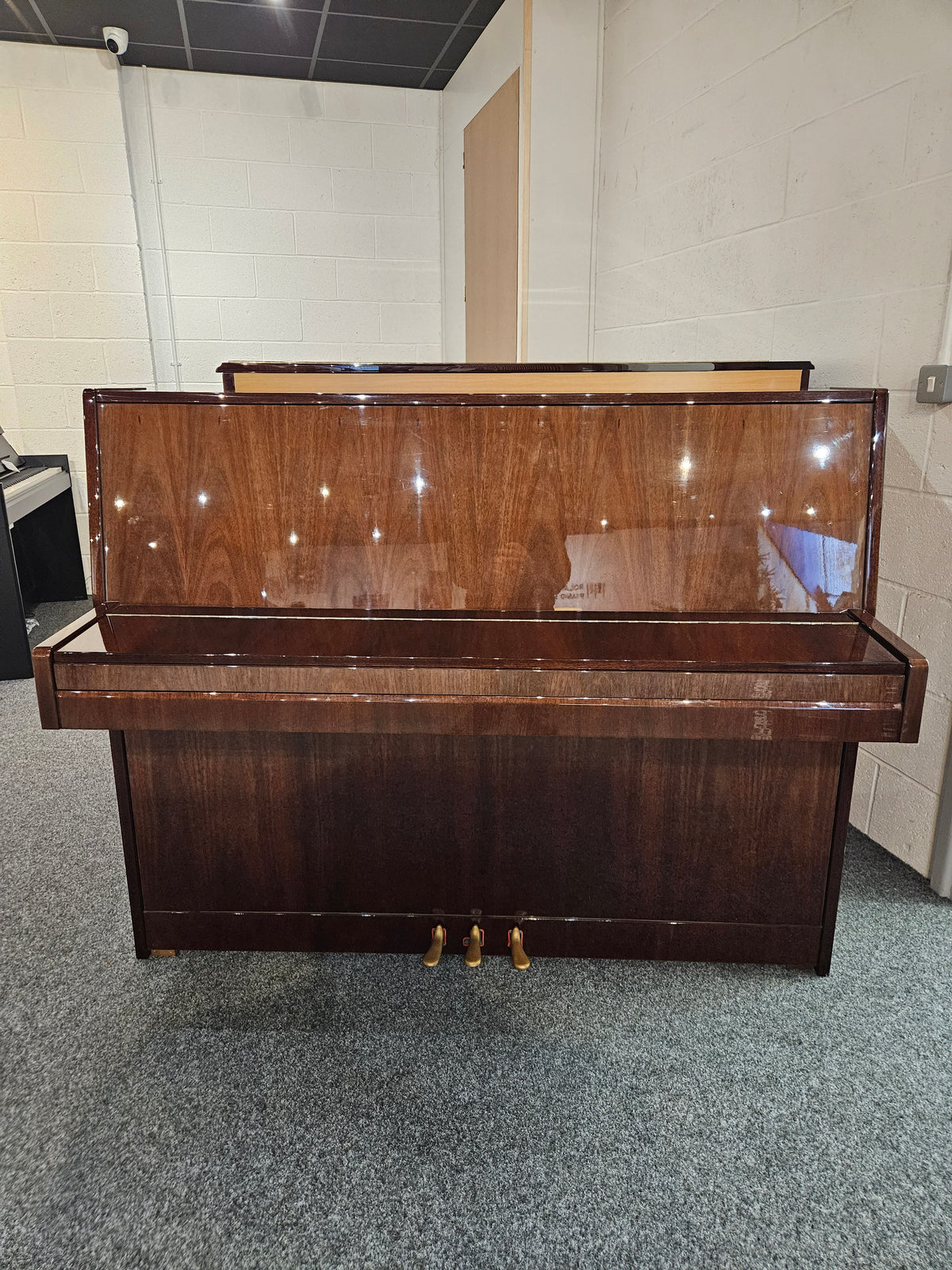 Secondhand Weinbach Acoustic Upright Piano Polished Mahogany