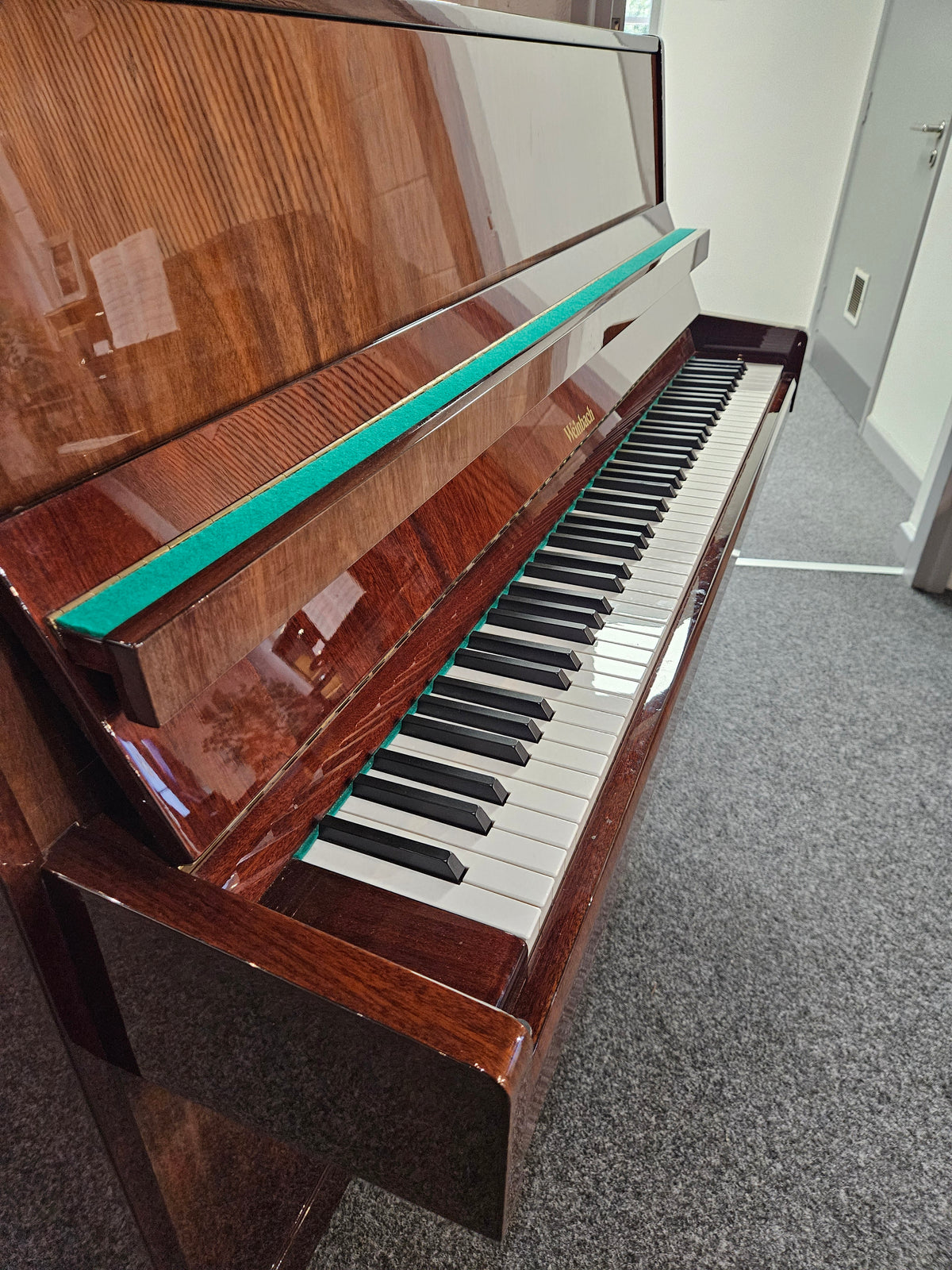 Secondhand Weinbach Acoustic Upright Piano Polished Mahogany