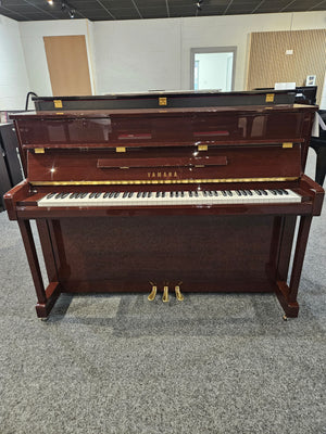 Ex Demo Yamaha B2E Acoustic Upright Piano Polished Mahogany