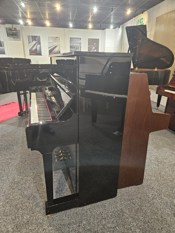 Ex-Lease Essex EUP-123 Acoustic Upright Piano Polished Ebony