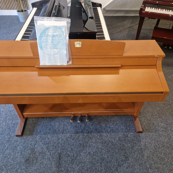 Second Hand Yamaha Clavinova CLP330C Digital Piano Cherry Cabinet