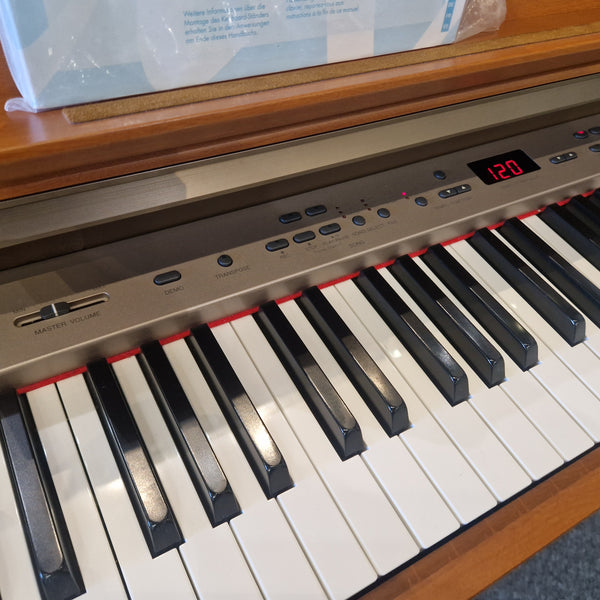 Second Hand Yamaha Clavinova CLP330C Digital Piano Cherry Cabinet