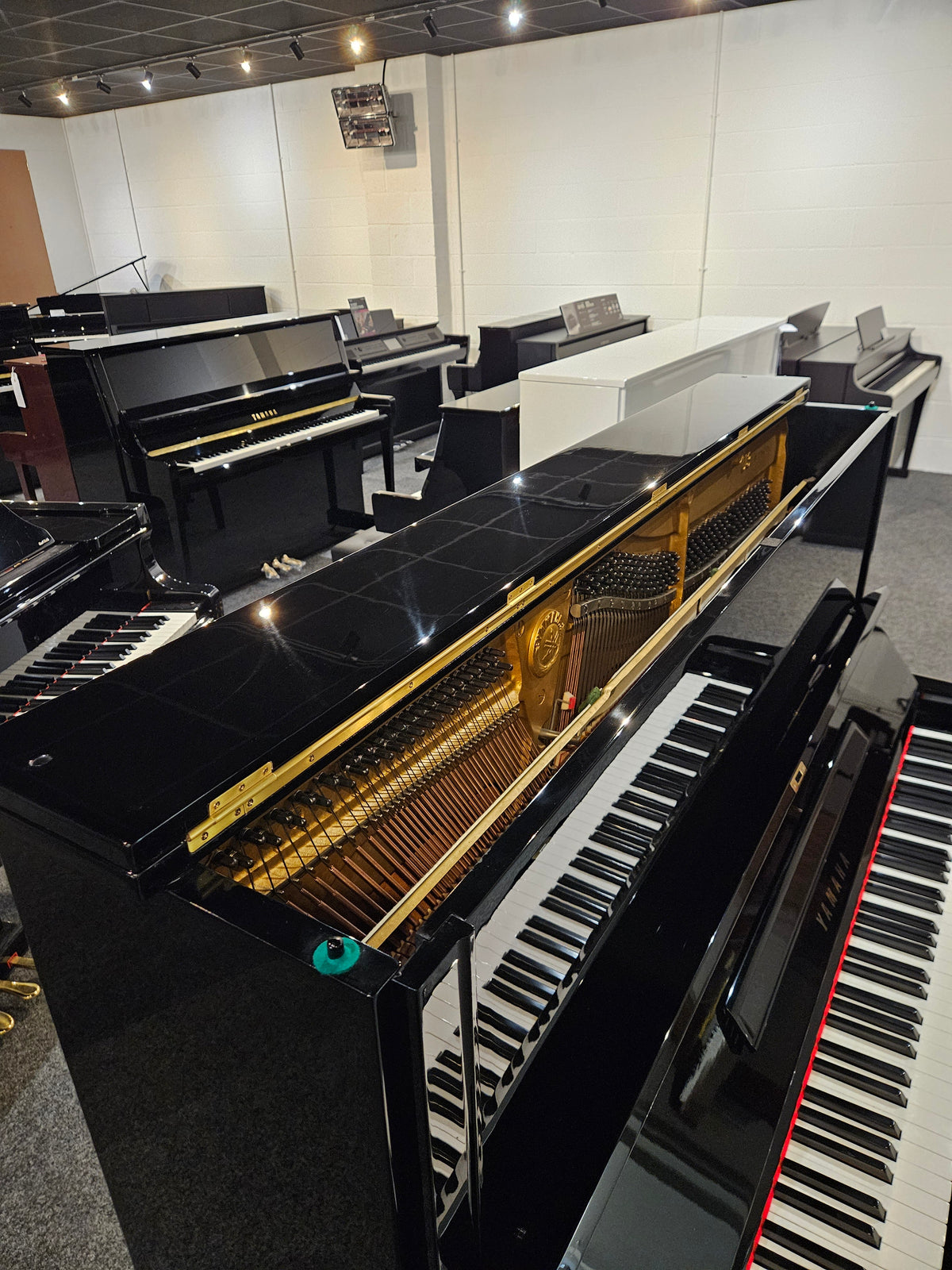 Secondhand Yamaha U3H Acoustic Upright Piano Polished Ebony