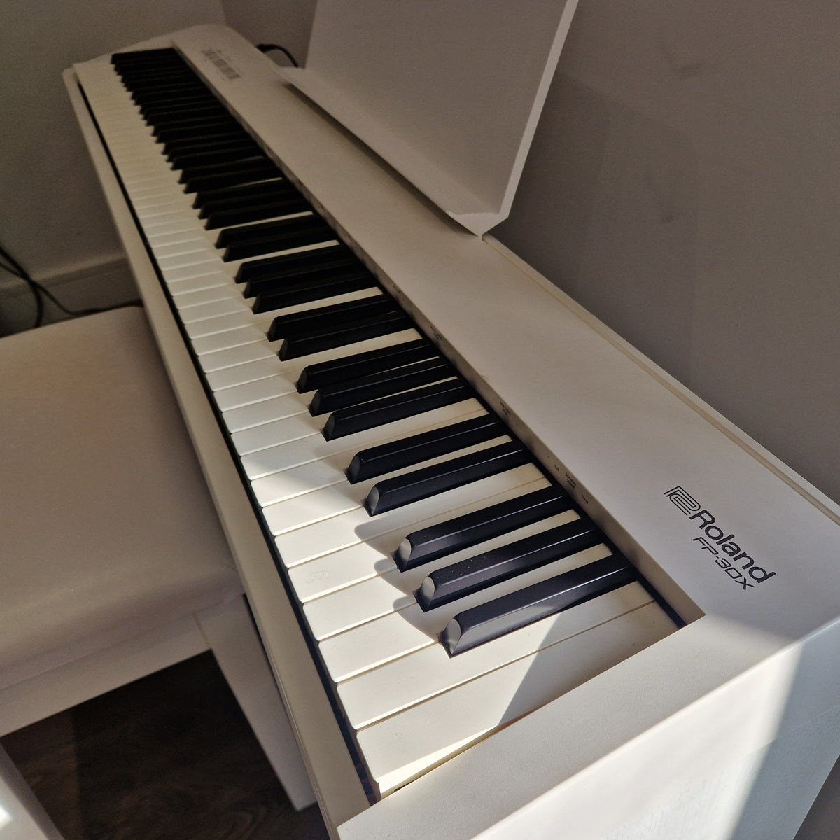 Second Hand Roland FP30X Digital Piano White with KSC70WH Stand & Matching Piano Stool