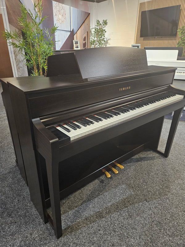 Secondhand Yamaha CLP775 Digital Piano Rosewood