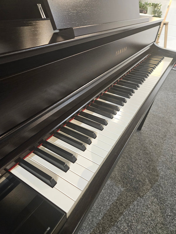 Secondhand Yamaha CLP775 Digital Piano Rosewood