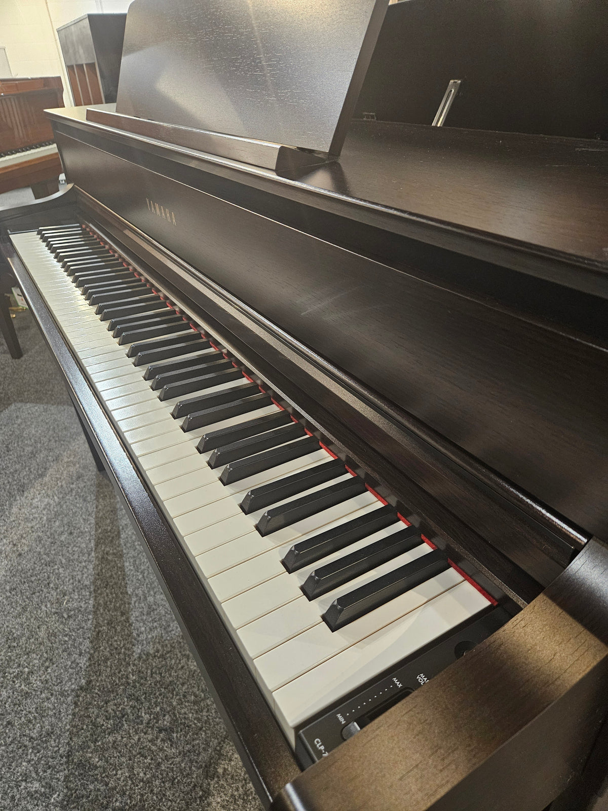 Secondhand Yamaha CLP775 Digital Piano Rosewood