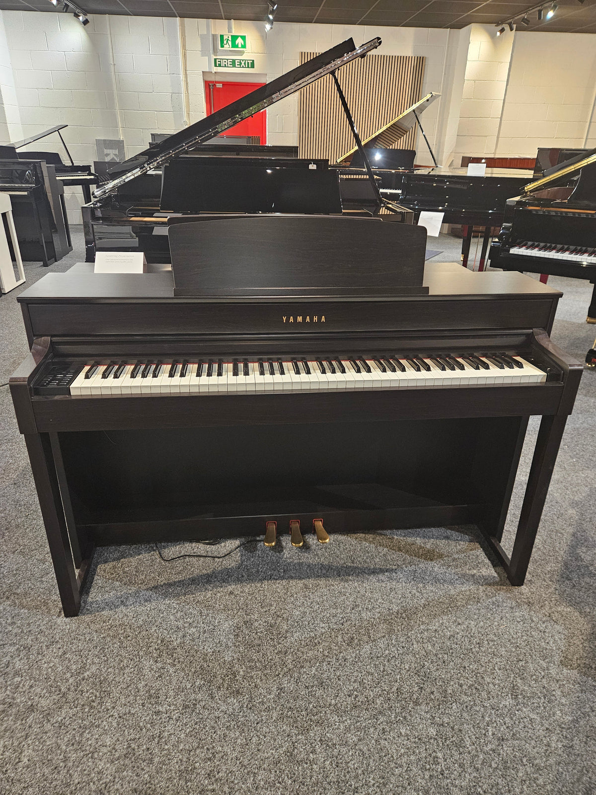 Secondhand Yamaha CLP575 Digital Piano Rosewood