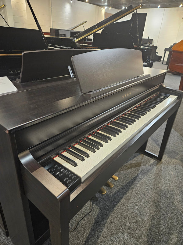 Secondhand Yamaha CLP575 Digital Piano Rosewood