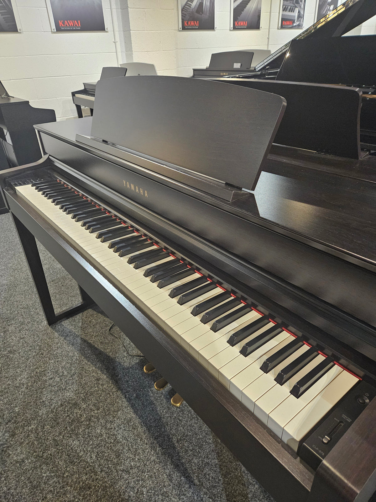 Secondhand Yamaha CLP575 Digital Piano Rosewood