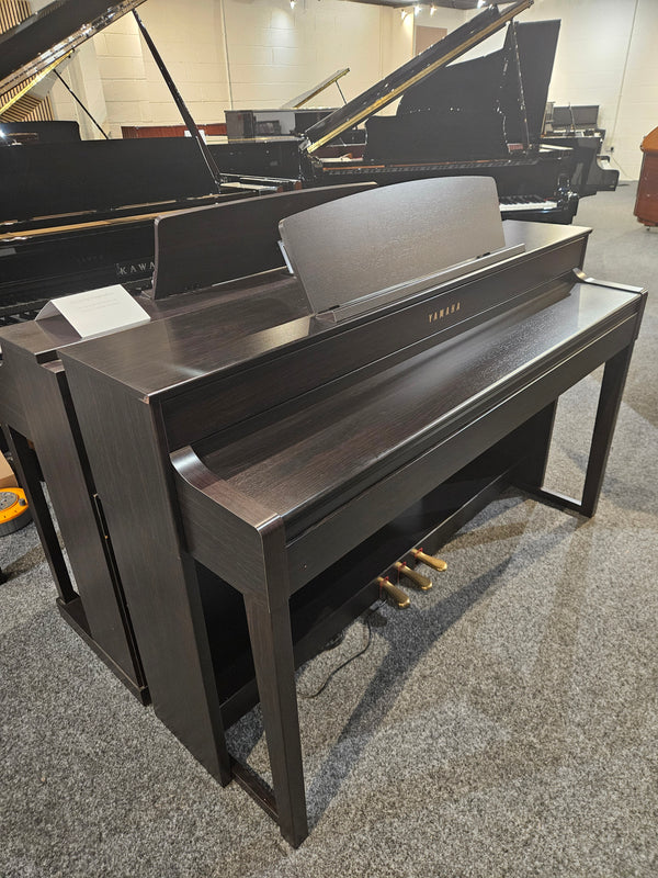 Secondhand Yamaha CLP575 Digital Piano Rosewood