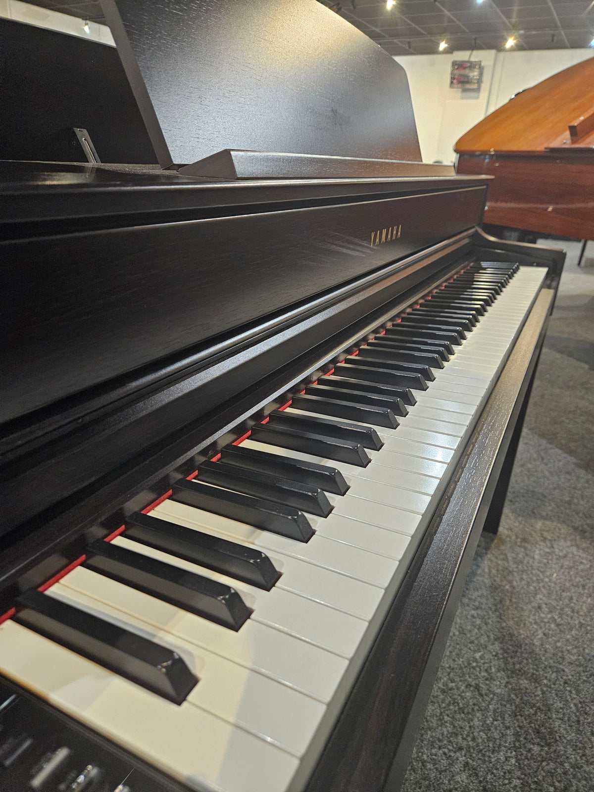 Secondhand Yamaha CLP575 Digital Piano Rosewood