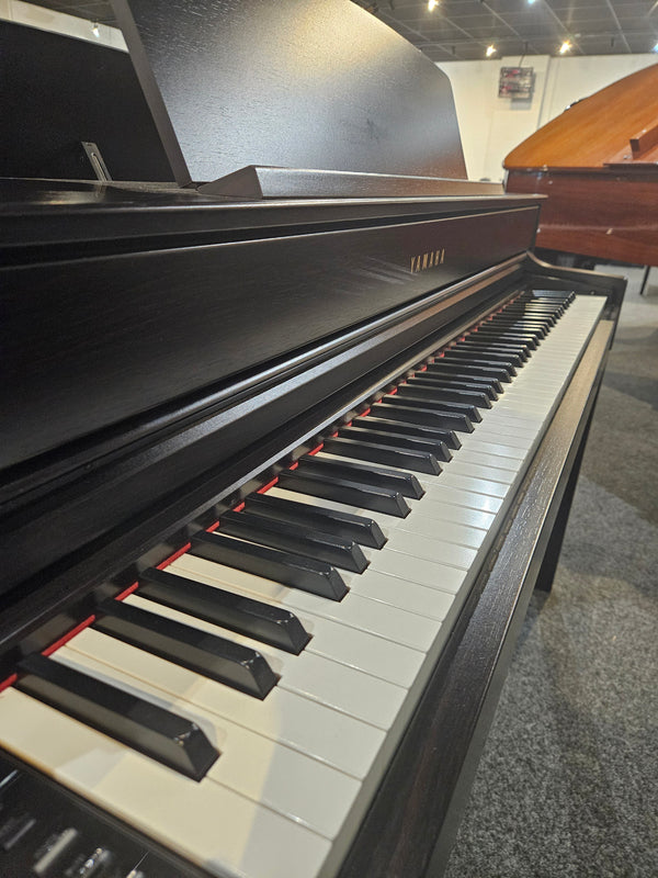 Secondhand Yamaha CLP575 Digital Piano Rosewood