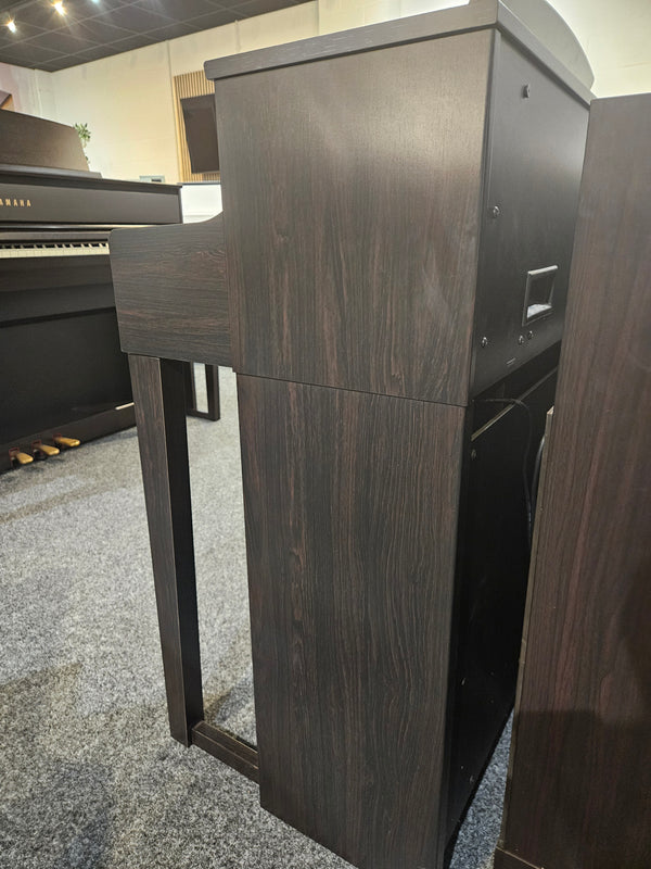 Secondhand Yamaha CLP575 Digital Piano Rosewood