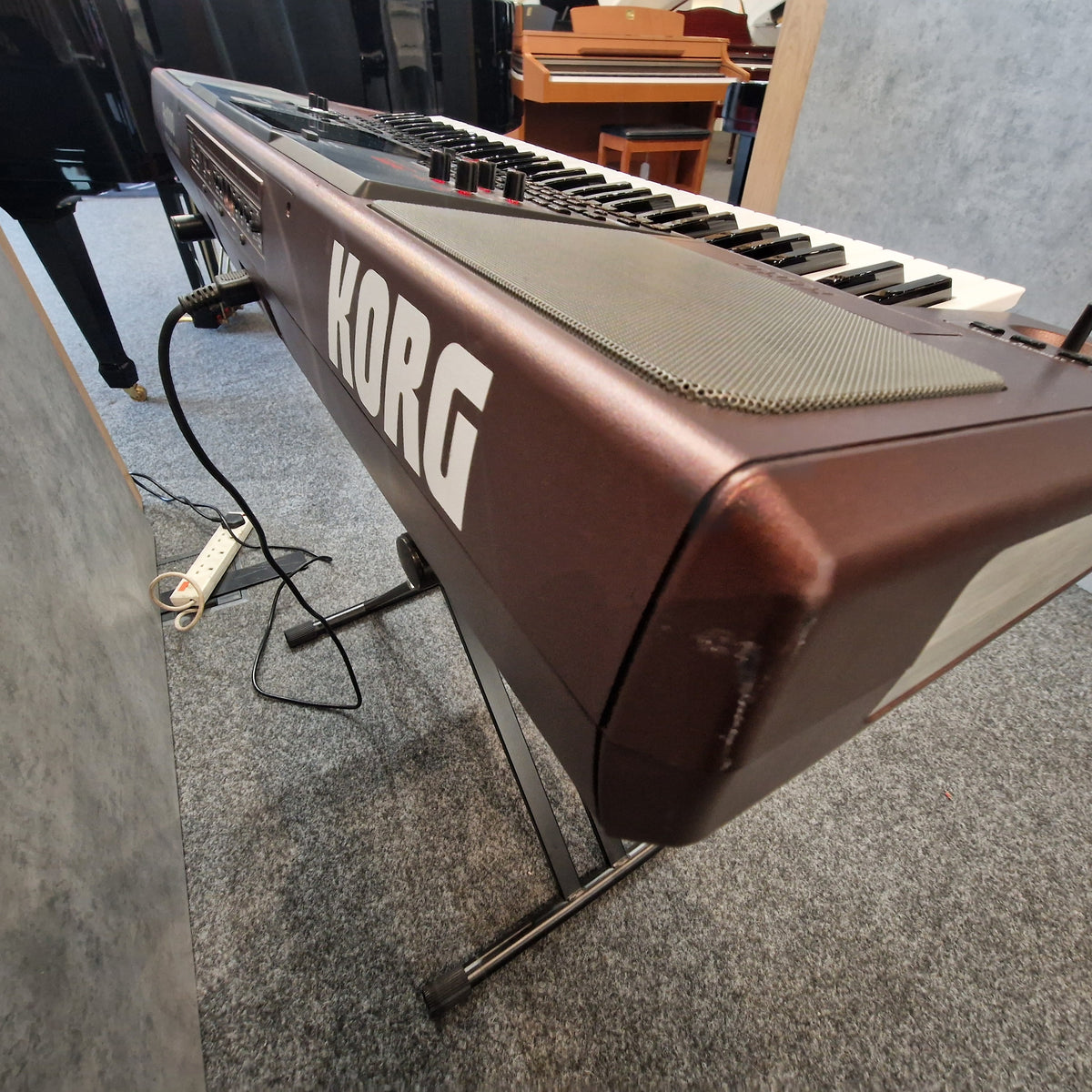 Secondhand Korg PA1000 Arranger Workstation Keyboard