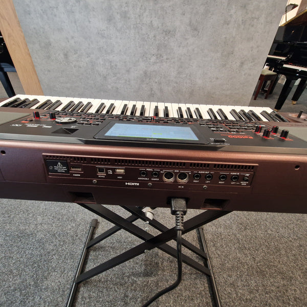 Secondhand Korg PA1000 Arranger Workstation Keyboard