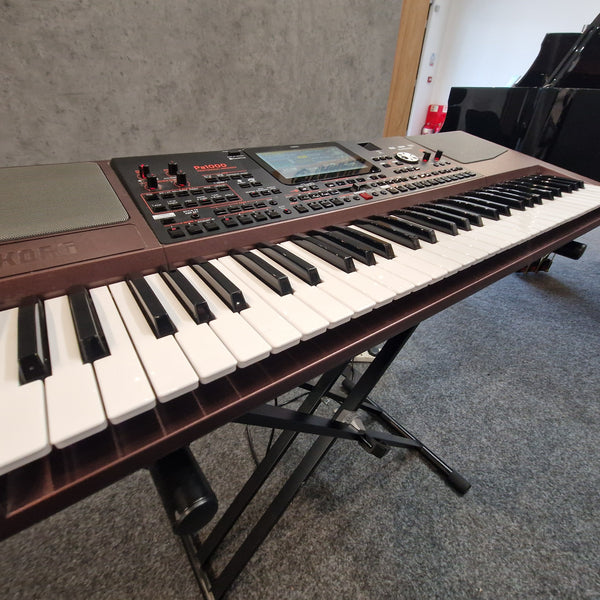 Secondhand Korg PA1000 Arranger Workstation Keyboard