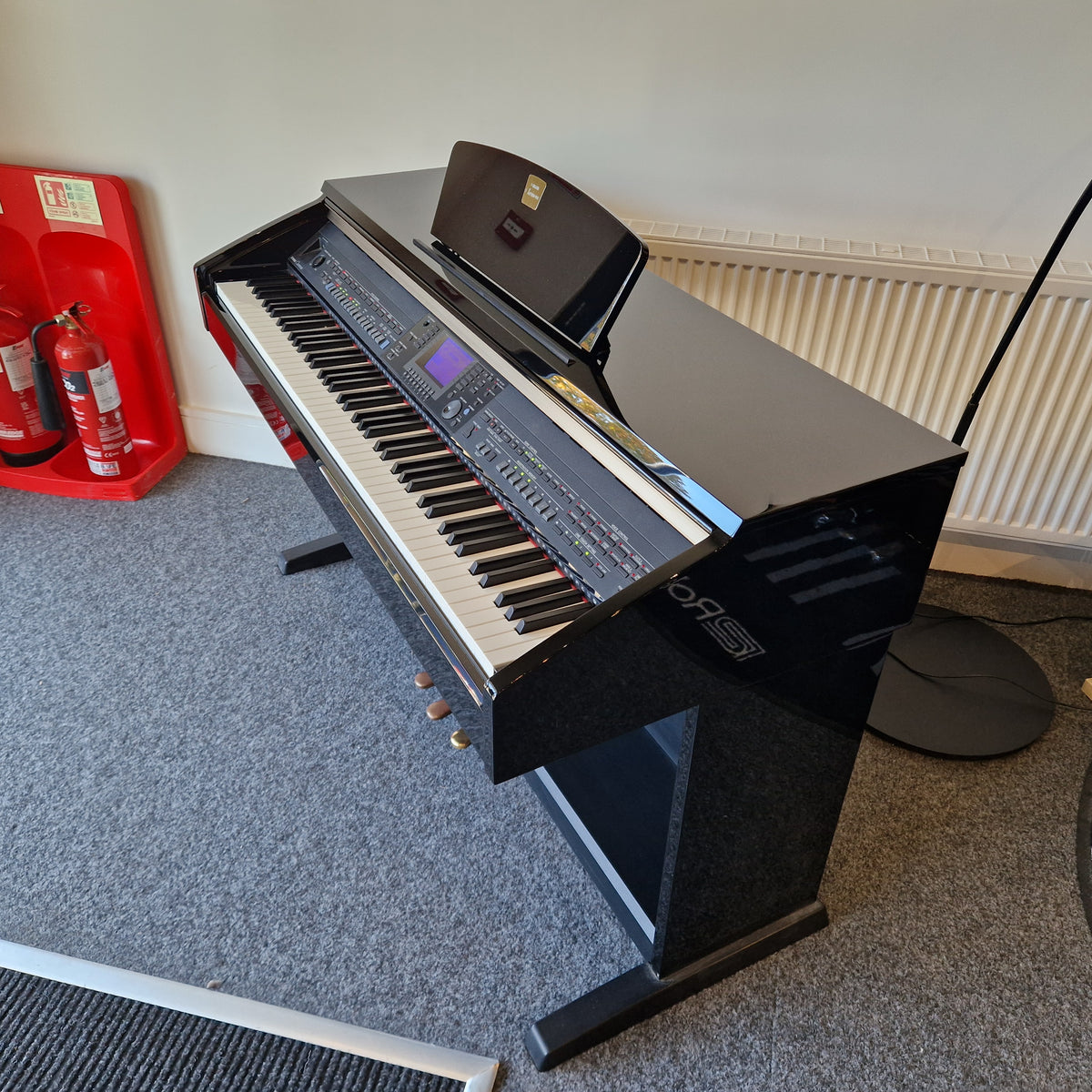 Second Hand Yamaha CVP401 Clavinova Digital Piano in Polished Ebony