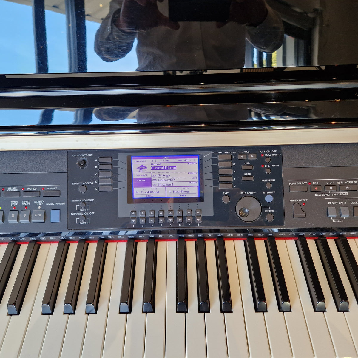 Second Hand Yamaha CVP401 Clavinova Digital Piano in Polished Ebony
