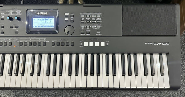 Secondhand Yamaha PSR EW425 Portable Keyboard