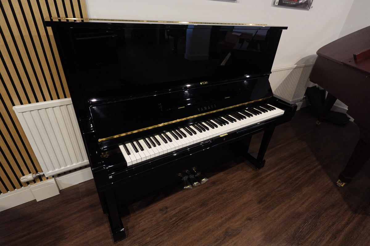 Refurbished Yamaha U3 Upright Acoustic Piano | Polished Ebony
