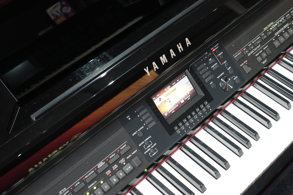 Secondhand Yamaha CVP701 Clavinova Digital Piano Polished Ebony