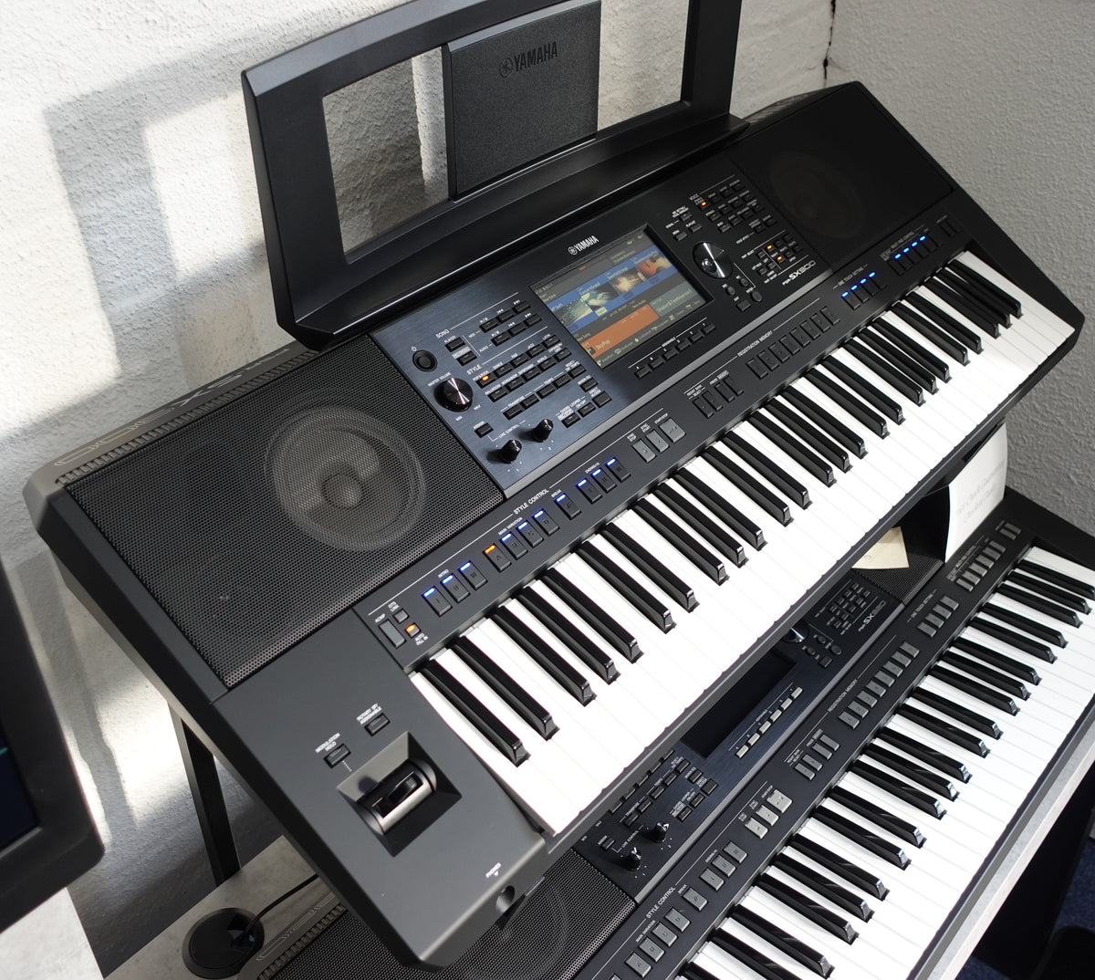 Secondhand Yamaha PSRSX900 Keyboard