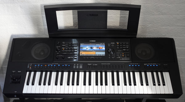 Secondhand Yamaha PSRSX900 Keyboard