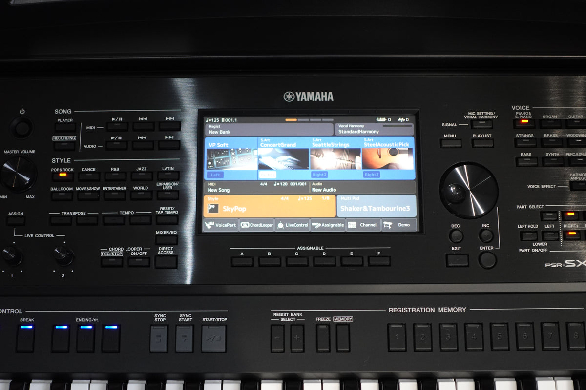Secondhand Yamaha PSRSX900 Keyboard
