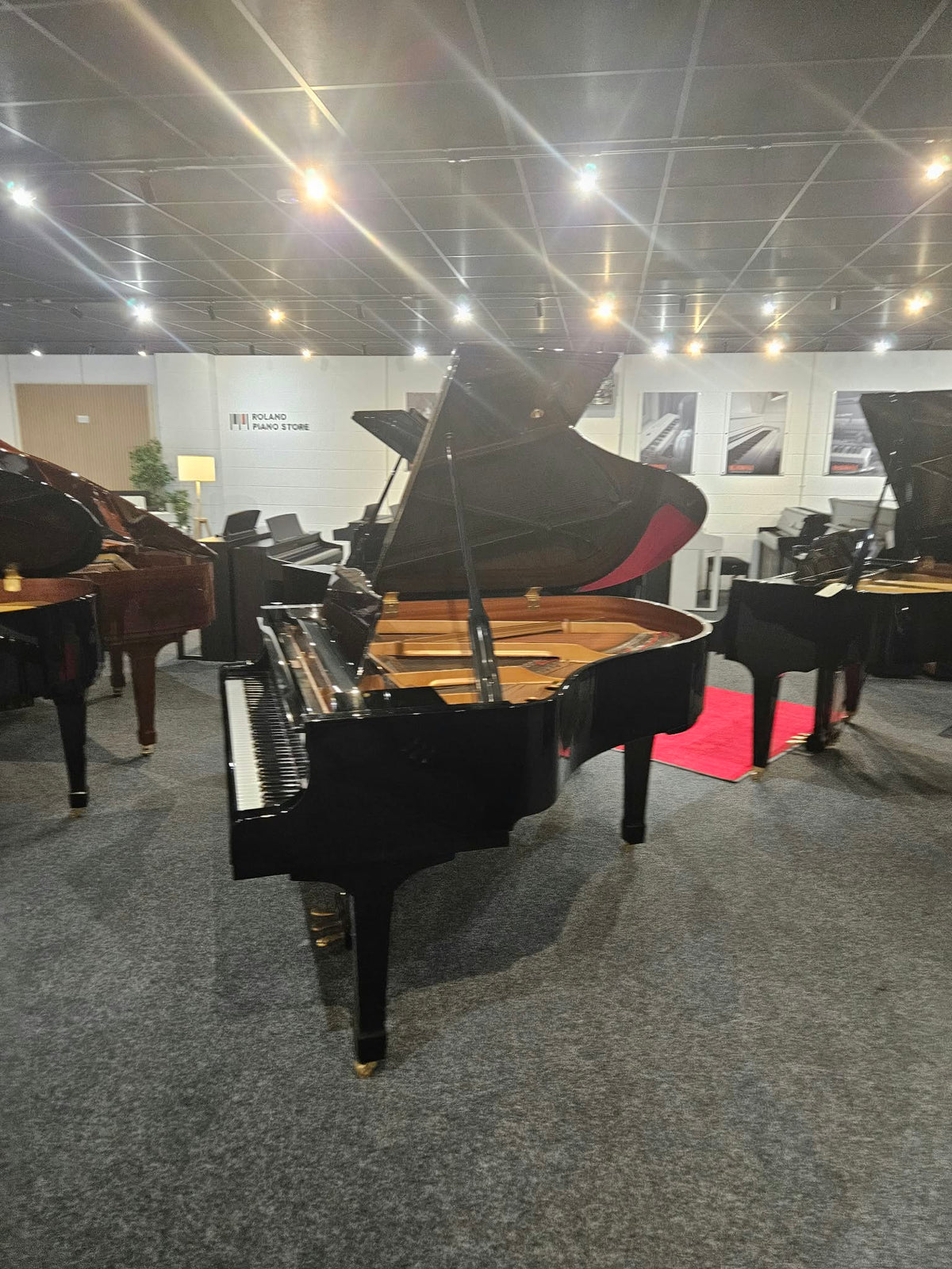 Secondhand Yamaha C2 Acoustic Grand Piano | Polished Ebony | Leeds Store