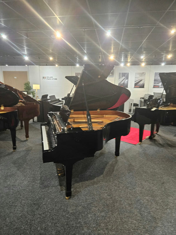 Secondhand Yamaha C2 Acoustic Grand Piano | Polished Ebony | Leeds Store