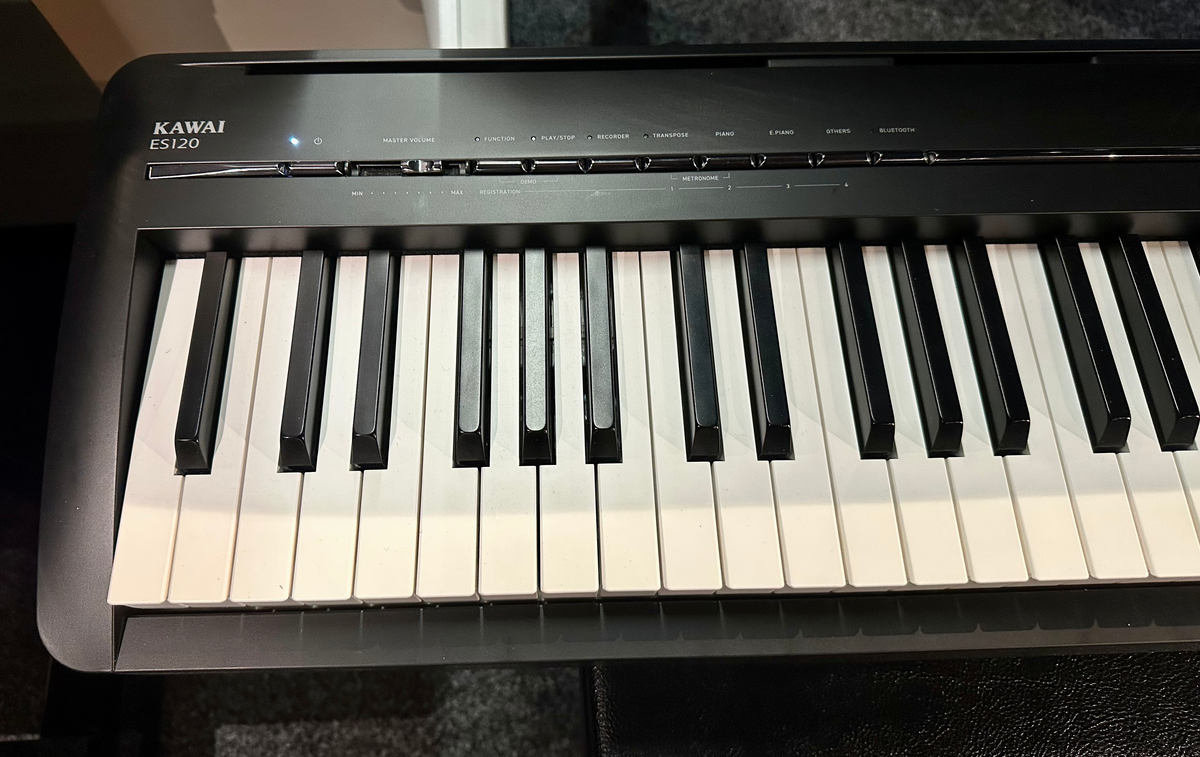 Secondhand Kawai ES120 Portable Digital Piano Black