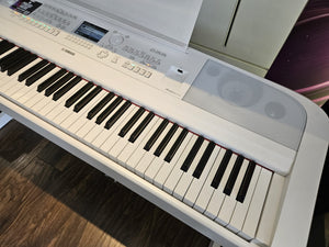 Ex-Display Yamaha DGX670 White Digital Piano | Edinburgh Store | PN
