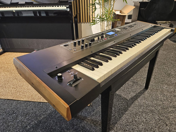 Secondhand Roland VR730 V-Combo Keyboard | Bankhead Store