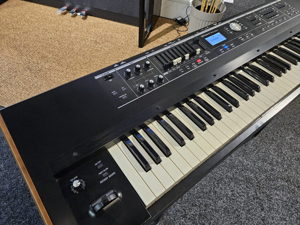 Secondhand Roland VR730 V-Combo Keyboard | Bankhead Store
