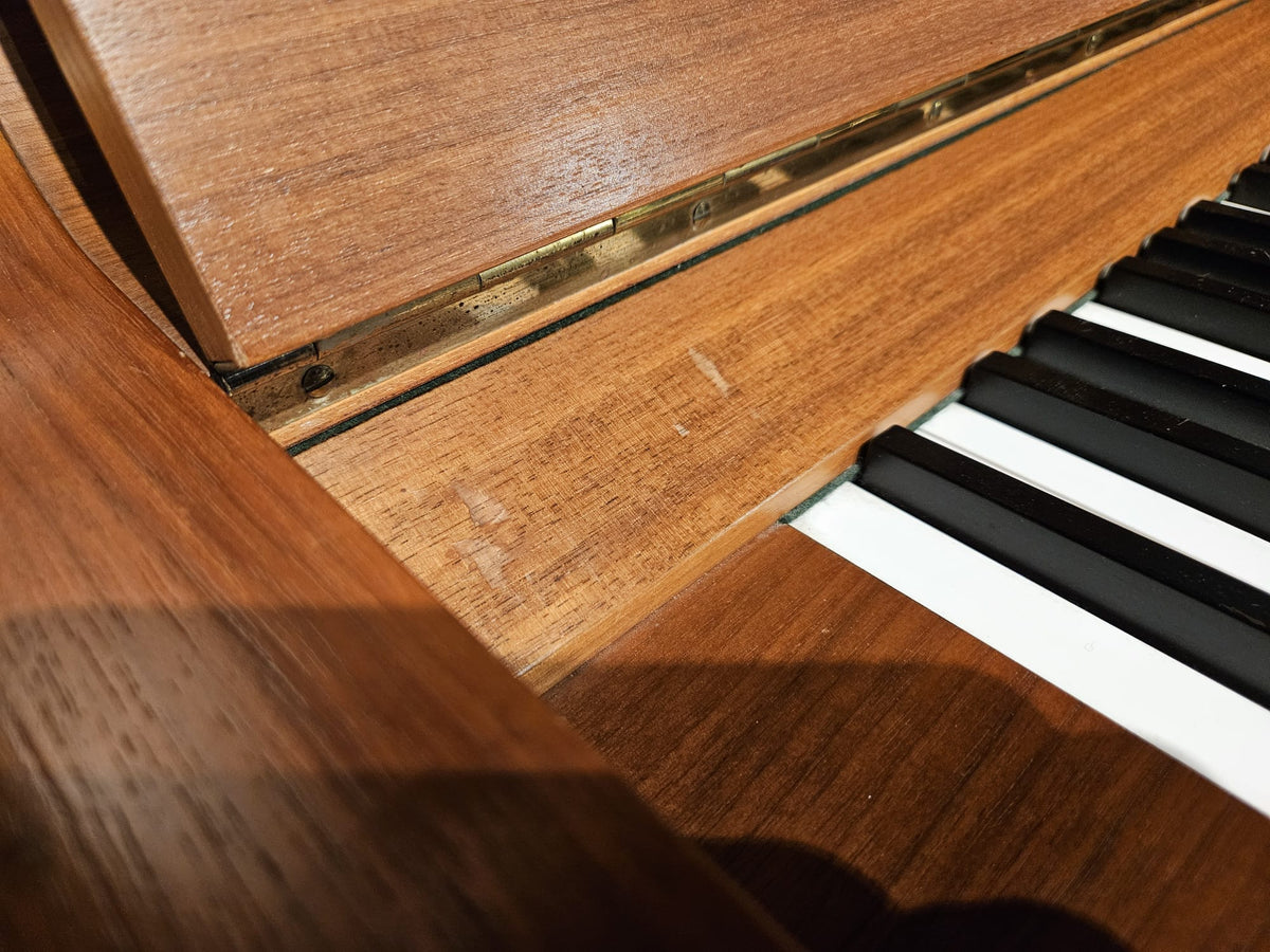 Secondhand Steinway & Sons Model V Upright Acoustic Piano Satin Oak (1984)