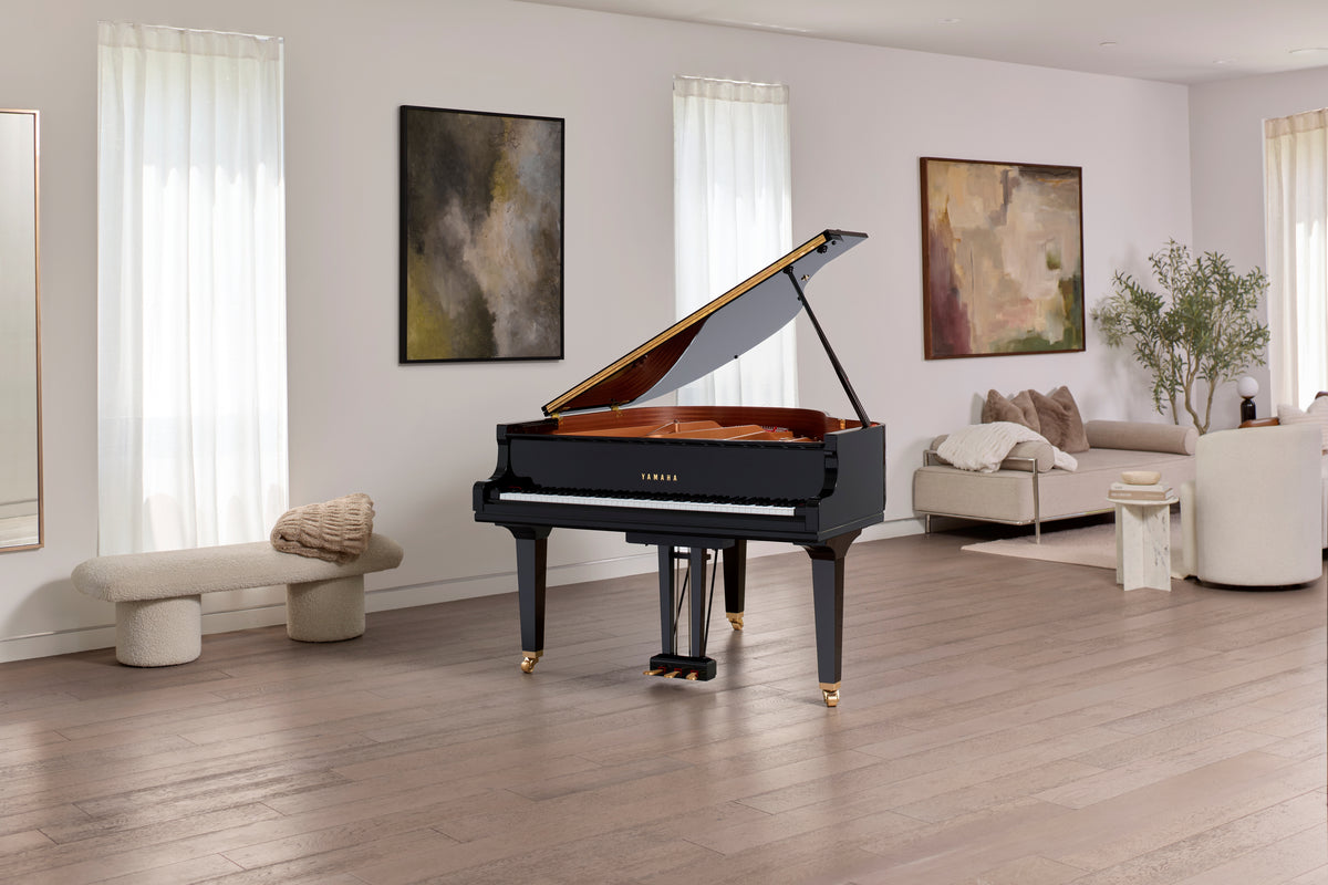 Yamaha GCB PE Baby Grand Piano in Polished Ebony
