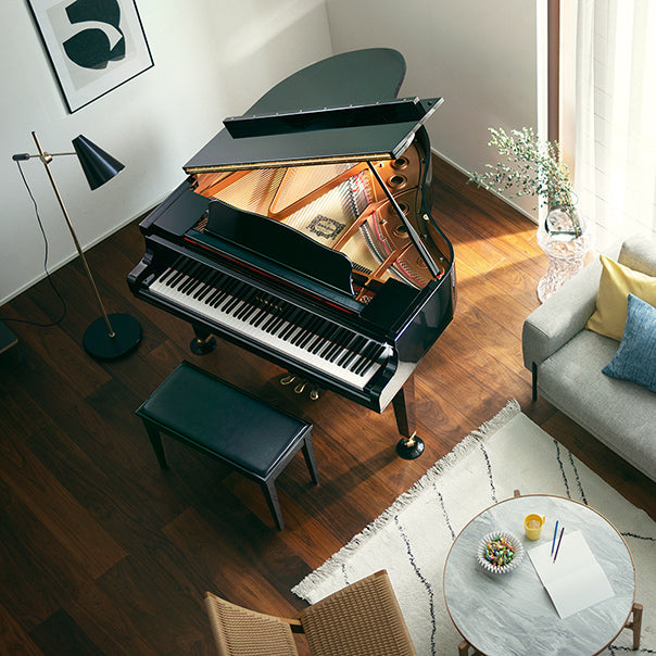 Yamaha GCB SH3 PE SILENT Baby Grand Piano in Polished Ebony